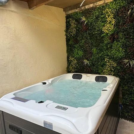 Luxury Room - Havre De Paix Avec Jacuzzi Prive بار لو دوك المظهر الخارجي الصورة